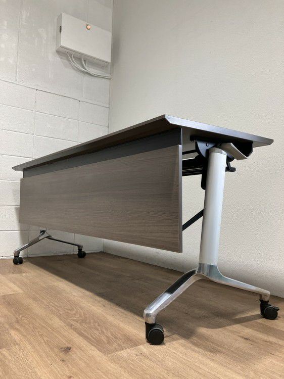 コクヨコンフェスト（CONFEST）シリーズ  平行スタックテーブル 商品画像4