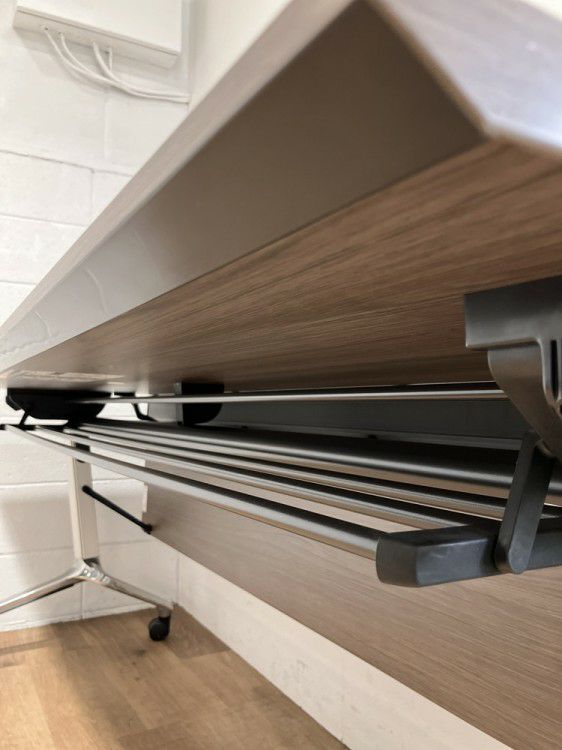 コクヨコンフェスト（CONFEST）シリーズ  平行スタックテーブル 商品画像6