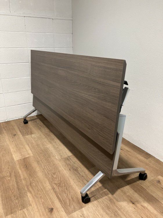 コクヨコンフェスト（CONFEST）シリーズ  平行スタックテーブル 商品画像11