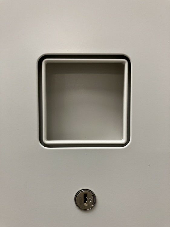 オカムラレクトラインシリーズ 両開き上下書庫 商品画像2