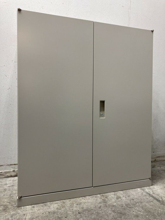 オカムラ42シリーズ 両開き書庫 商品画像1