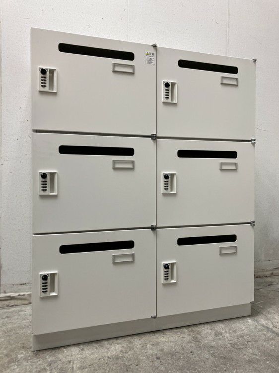 イトーキ6人用パーソナルロッカー 商品画像1