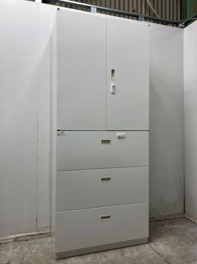 イトーキシンラインシリーズ 両開きラテラル上下書庫 商品画像1