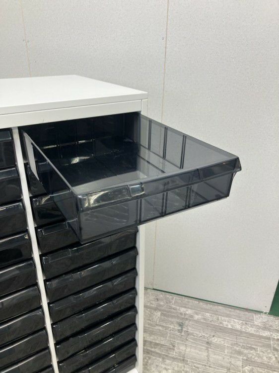 ウチダ（内田洋行）HS(ハイパーストレージ)シリーズ 天板付クリアケース書庫 商品画像3