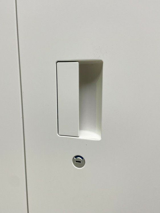 イトーキeSキャビネット(エスキャビネット)シリーズ 両開き書庫 商品画像7