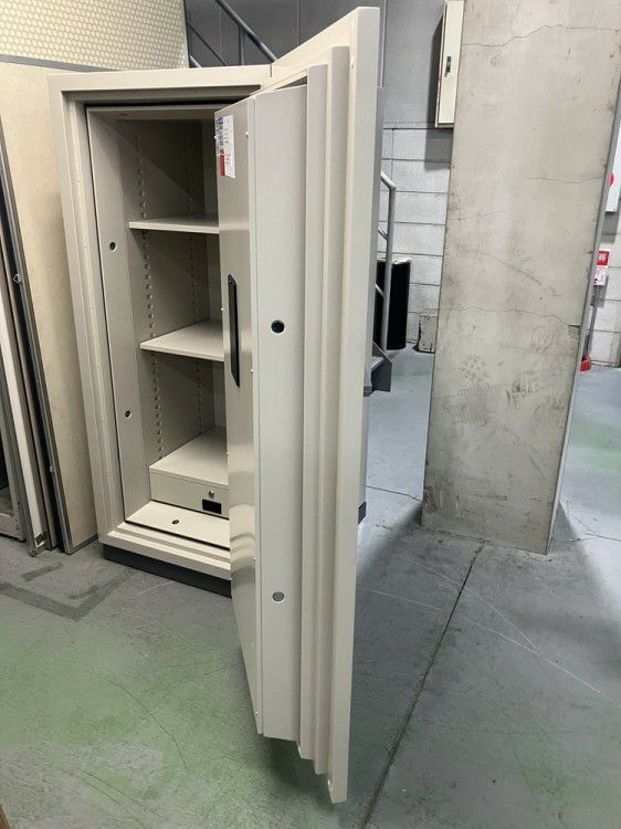 コクヨビジネスセーフシリーズ 耐火金庫 商品画像11