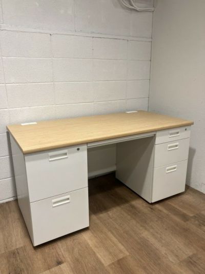 1400両袖デスク 商品画像1