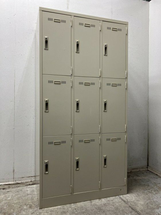 SEIKO FAMILY（生興） SLKシリーズ 9人用ロッカー 商品画像1