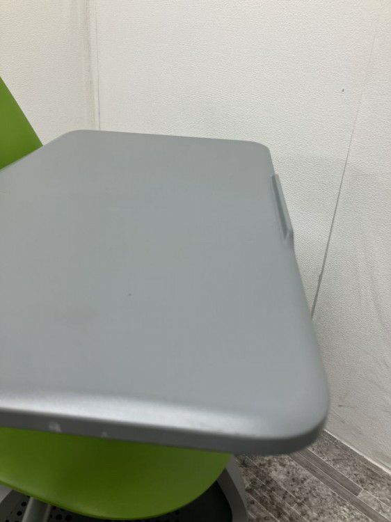 スチールケースノード（Node）チェア メモ台付きノードチェア 商品画像7