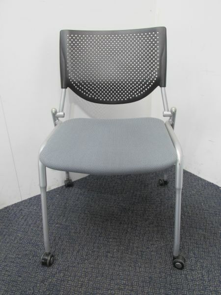 オカムラ プロスタックチェア2