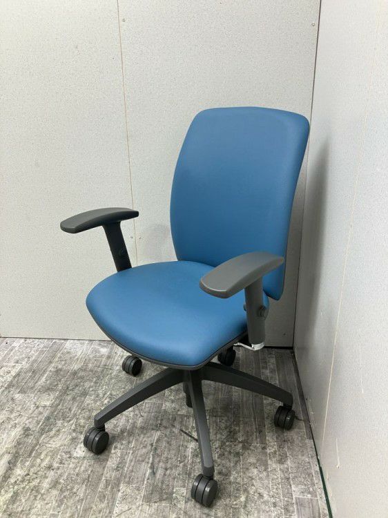 アイコOS-2200シリーズ 可動肘付OAチェア 商品画像1