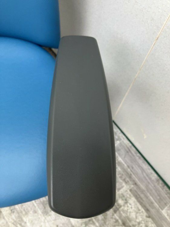 アイコOS-2200シリーズ 可動肘付OAチェア 商品画像8