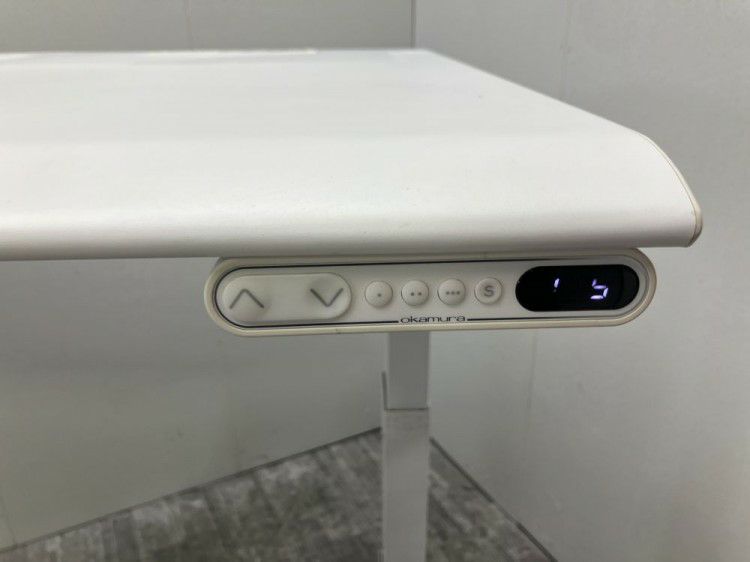 オカムラSwift(スイフト)シリーズ 電動昇降式1150平デスク 商品画像6