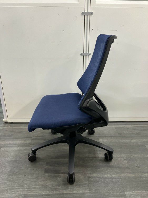 イトーキf(エフチェア)シリーズ エフチェア 商品画像3