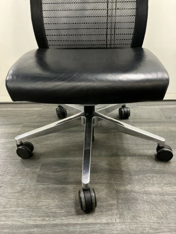 スチールケースシンク（Think）チェア シンクチェア 商品画像9