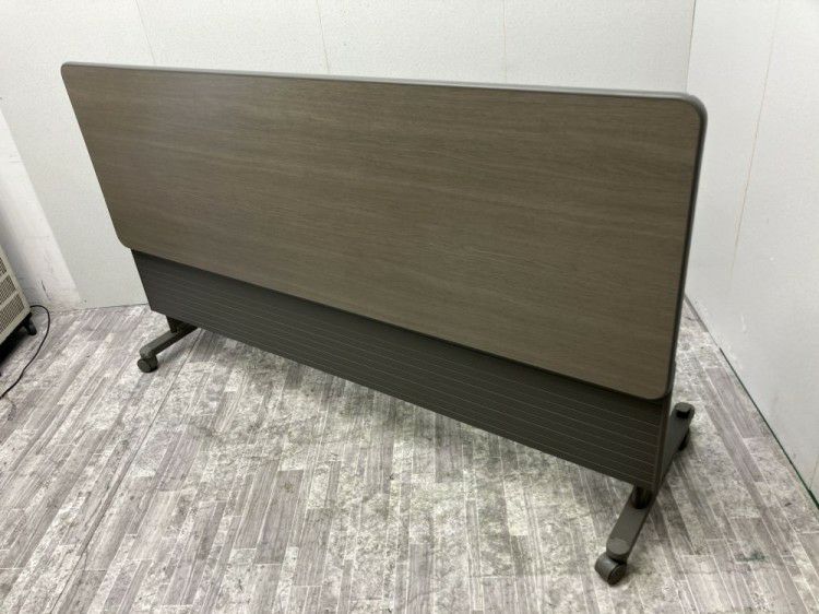 ウチダ（内田洋行）1800サイドスタックテーブル 商品画像2