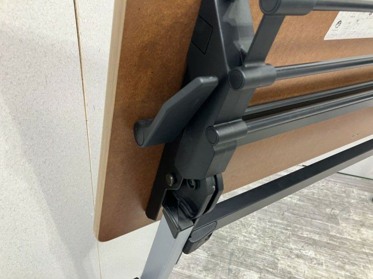 イトーキHXシリーズ 1500サイドスタックテーブル 商品画像6