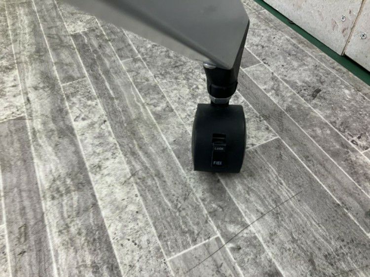 イトーキHXシリーズ 1500サイドスタックテーブル 商品画像8