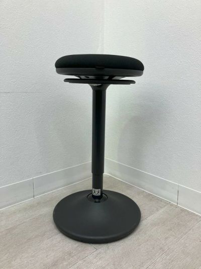 オカムラ pirouetto(ピルエット)シリーズ 昇降スツール 商品画像1