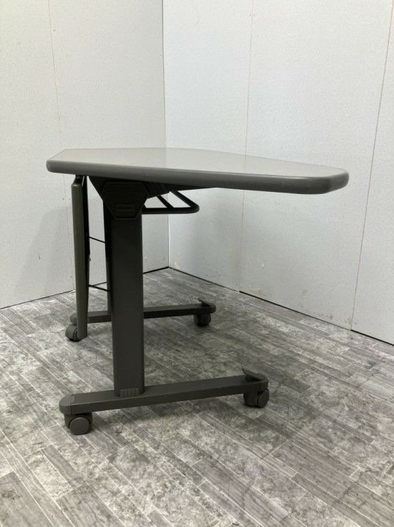 ウチダ（内田洋行）1450扇形サイドスタックテーブル3台セット 商品画像4