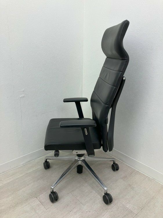 CROSSLINE(クロスライン)シリーズ 可動肘付クロスラインチェア 商品画像5