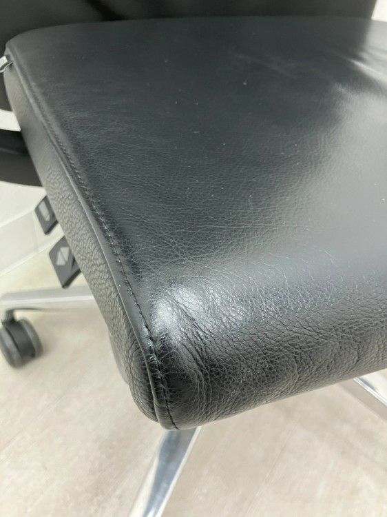 CROSSLINE(クロスライン)シリーズ 可動肘付クロスラインチェア 商品画像10