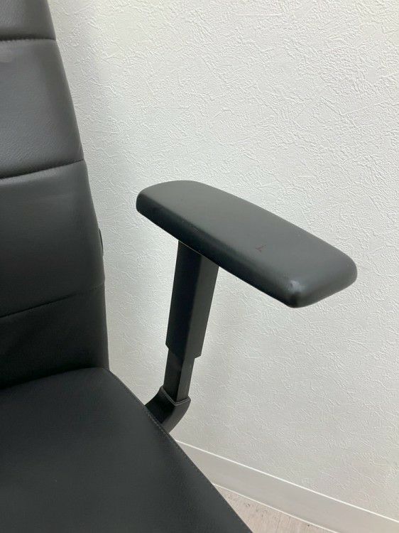 CROSSLINE(クロスライン)シリーズ 可動肘付クロスラインチェア 商品画像13