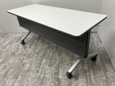 コクヨ1500サイドスタックテーブル 商品画像1