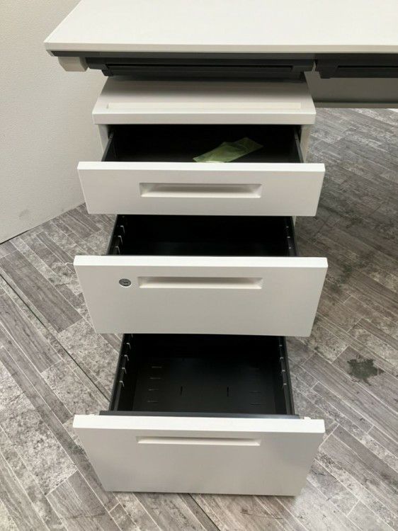 コクヨisシリーズ 1600平デスク＋ワゴン3点セット 商品画像7