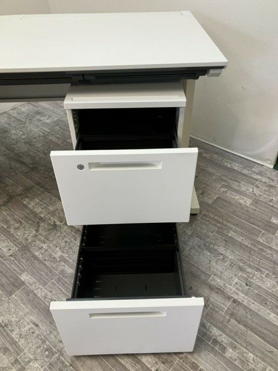 コクヨisシリーズ 1600平デスク＋ワゴン3点セット 商品画像8