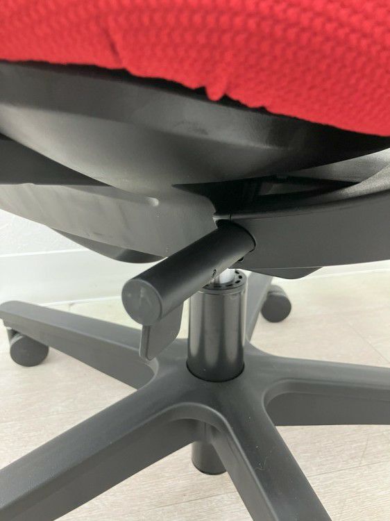 コクヨMitra2（ミトラ2）チェア 可動肘付ミトラ2チェア 商品画像17