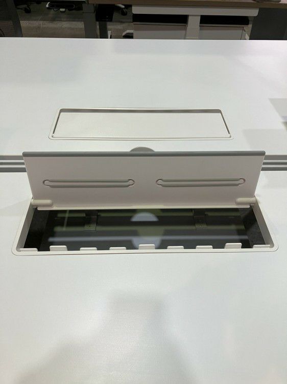 スチールケース2800フリーアドレスデスク 商品画像9