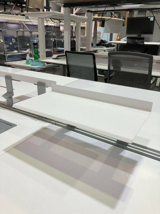 スチールケース2800フリーアドレスデスク 商品画像12