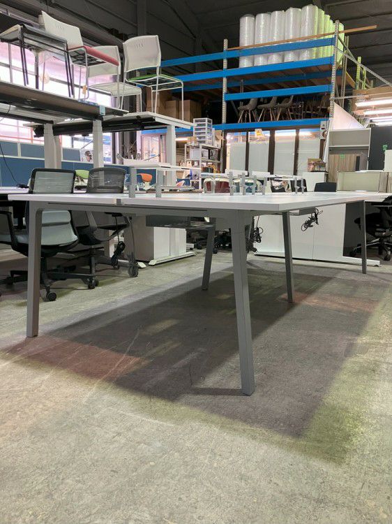 スチールケース2800フリーアドレスデスク 商品画像16