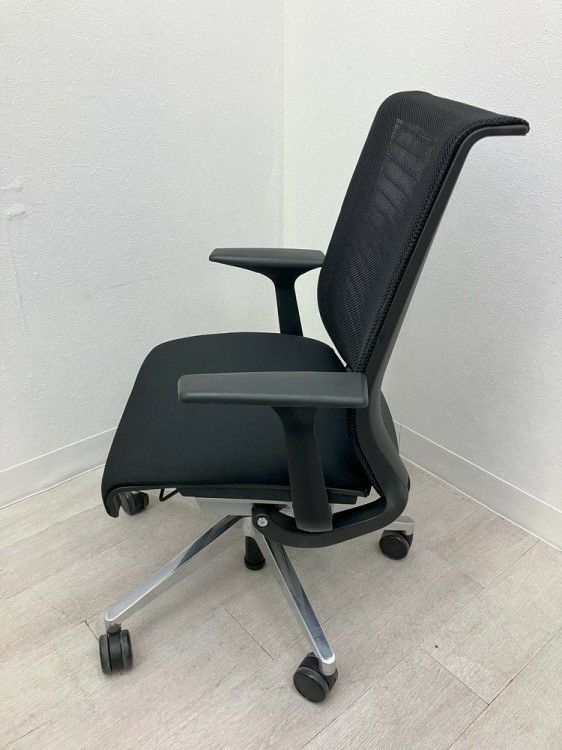 スチールケースシンク（Think）チェア 固定肘付シンクチェア 商品画像5