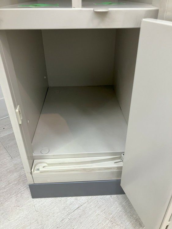 コクヨペアフォートロッカーシリーズ 6人用ロッカー 商品画像9