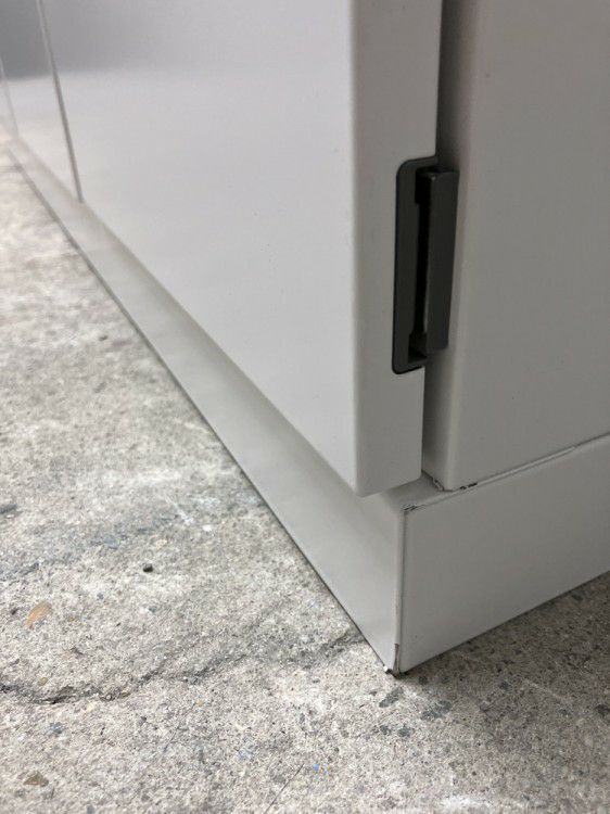 ウチダ（内田洋行）エルレージシリーズ 15人用パーソナルロッカー 商品画像6