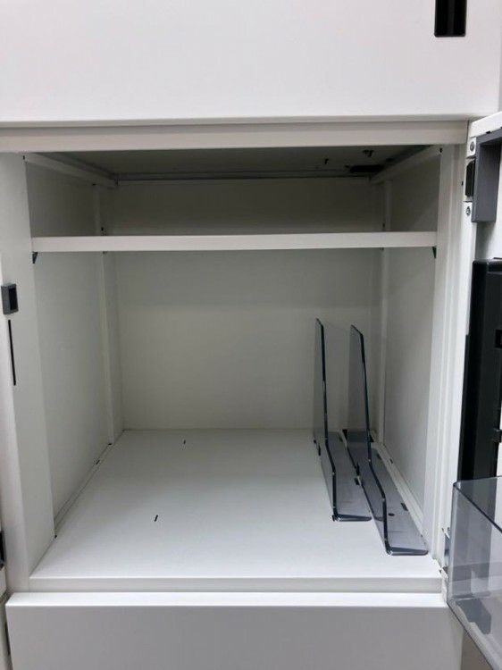 ウチダ（内田洋行）8人用パーソナルロッカー 商品画像4