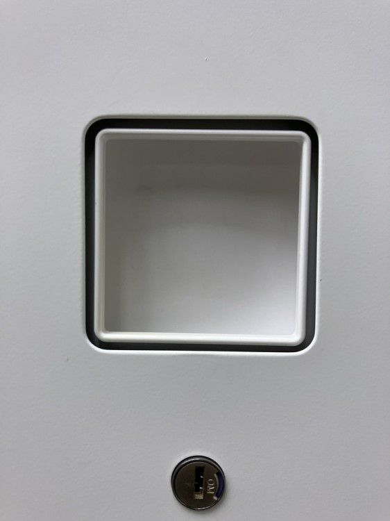 オカムラレクトラインシリーズ 両開きラテラル上下書庫 商品画像2