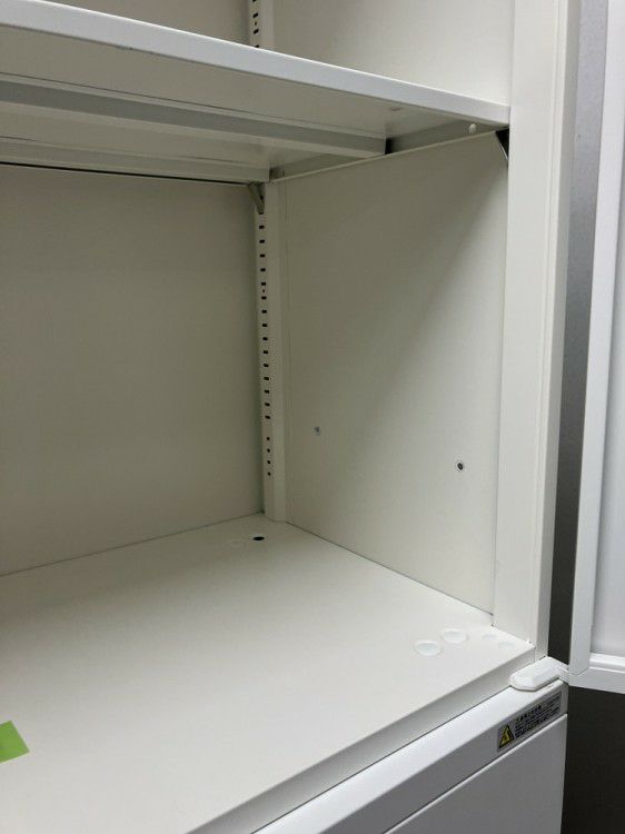 オカムラレクトラインシリーズ 両開きラテラル上下書庫 商品画像4