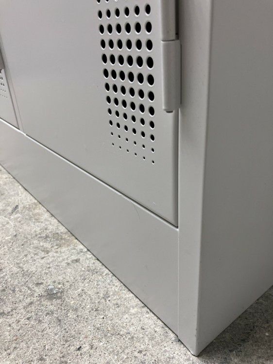 豊国工業TLKシリーズ 3人用ロッカー 商品画像7