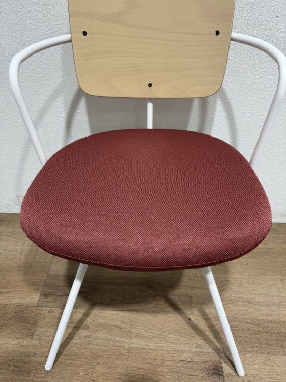 コクヨLiite（リーテ）シリーズ ミーティングチェア 商品画像4