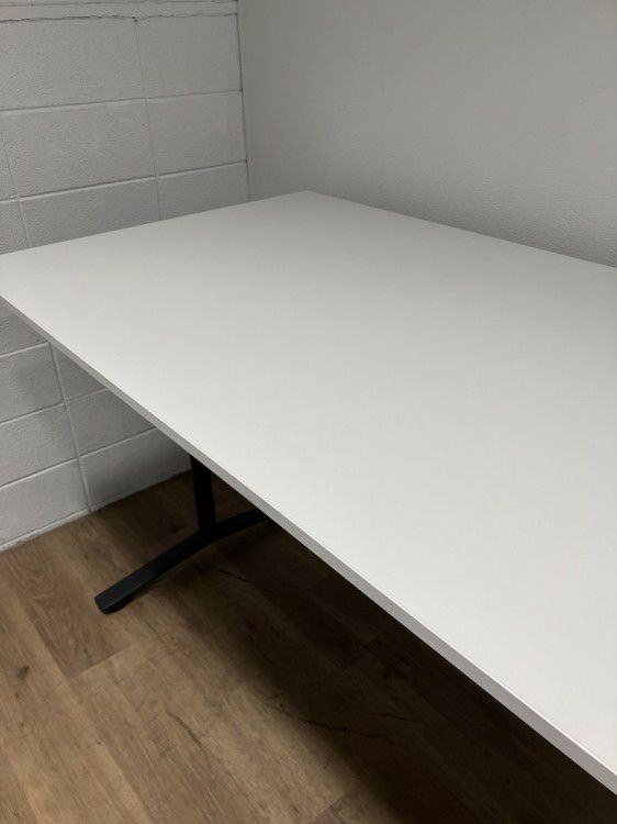 イトーキホバー（Hover）シリーズ ハイテーブル 商品画像4