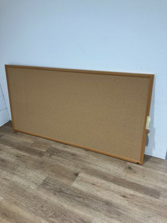 ウチダ（内田洋行）1800壁掛掲示板 商品画像1