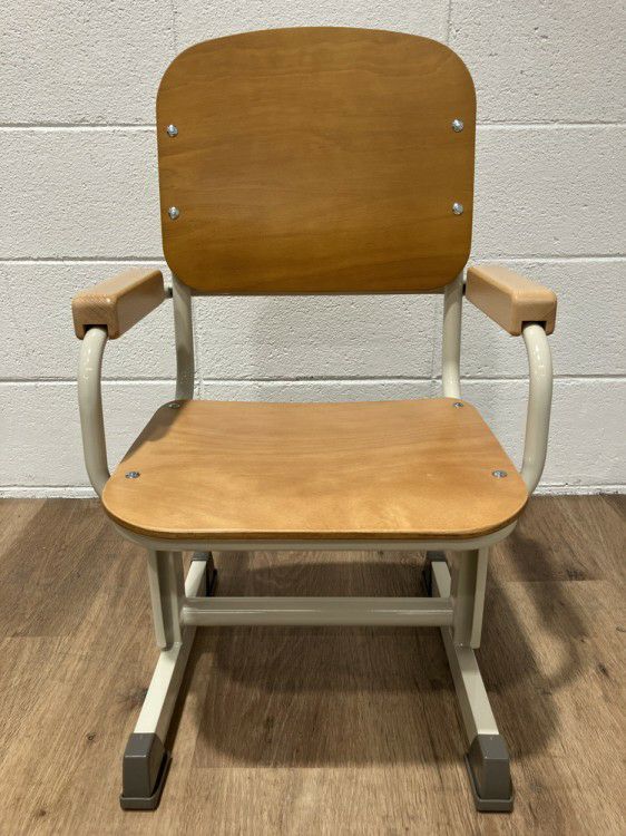 ウチダ（内田洋行）養護椅子 商品画像2