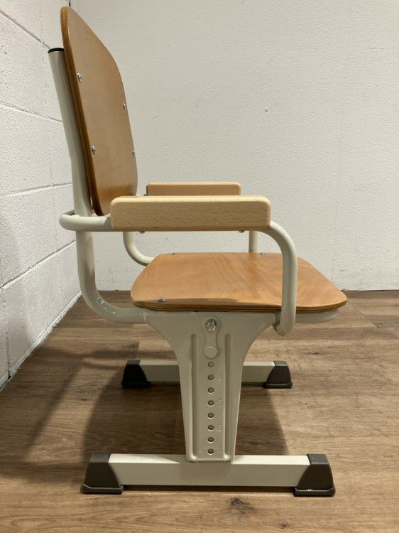 ウチダ（内田洋行）養護椅子 商品画像3