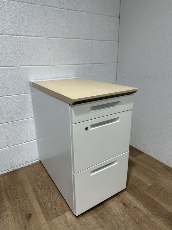 コクヨisシリーズ 脇机 商品画像1