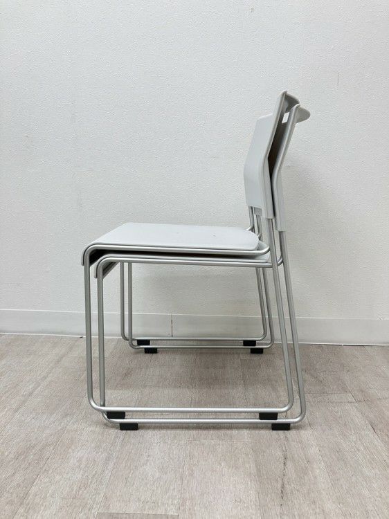 ライオンNo.725シリーズ スタッキングチェア 商品画像13