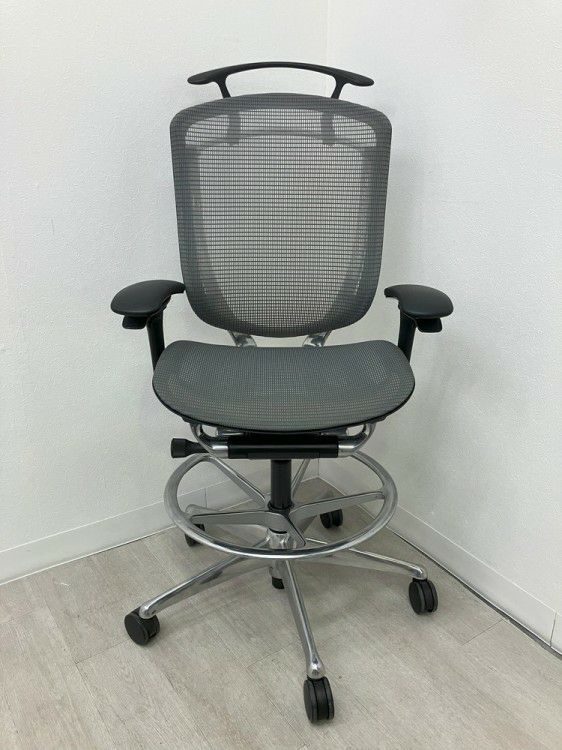 オカムラContessa seconda(コンテッサセコンダ)シリーズ 可動肘付ハイチェア 商品画像2