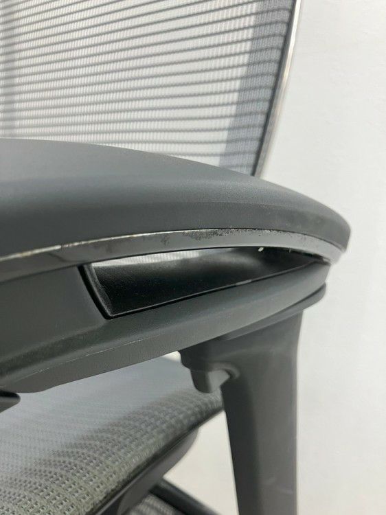 オカムラContessa seconda(コンテッサセコンダ)シリーズ 可動肘付ハイチェア 商品画像32